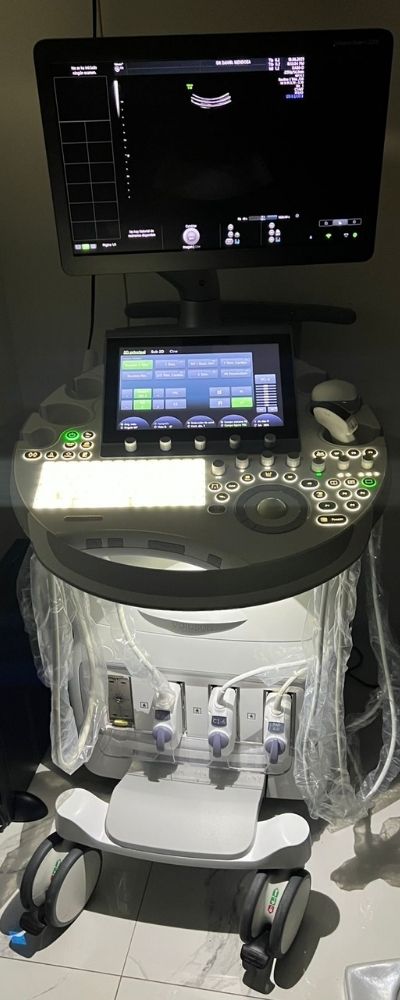 Equipo Voluson E10 consultorio Dr. Mendoza